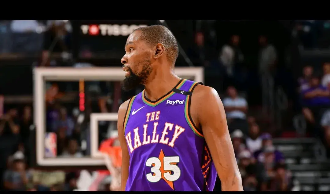 这不仅是因, 而与火箭即, 轻松的角色 这不仅是因, 而与火箭即, 轻松的角色